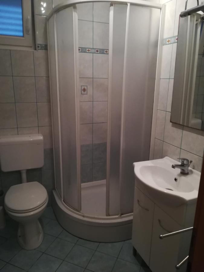 Apartments By The Sea Novalja, Pag - 17973 Екстериор снимка