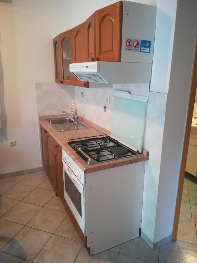 Apartments By The Sea Novalja, Pag - 17973 Екстериор снимка